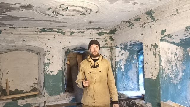 У нас восстанавливается ещё один старинный дом. Едем в гости к «Старине Дому» смотреть онлайн