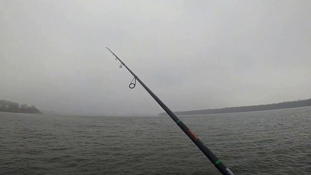 Ловля судака зимой с берега тяжелым джигом. смотреть онлайн