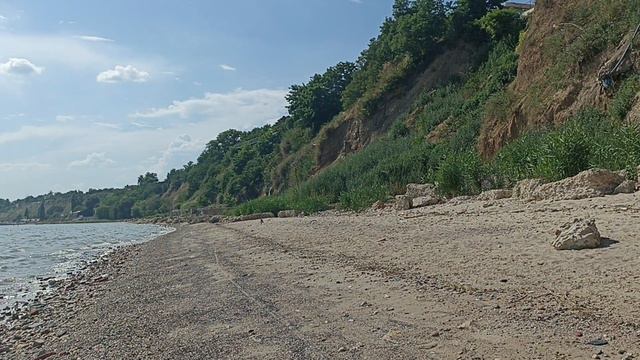 Прогулка по пляжу. смотреть онлайн