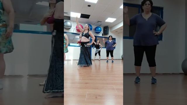 Belly dance workout for advanced. Choreography// Танцы живота для продолжающих// ריקודי בטן למתקדמו смотреть онлайн