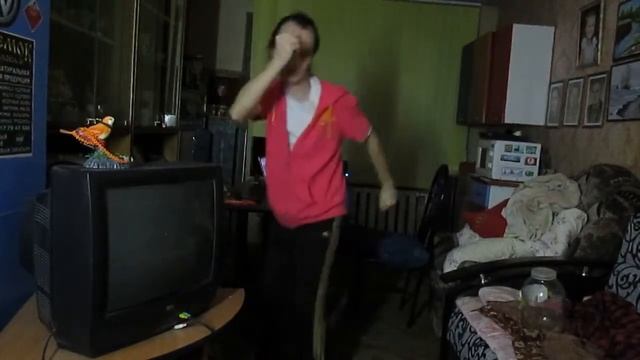 Танцую с копилочкой под песню пососиты смотреть онлайн