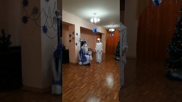 стих Новый Год смотреть онлайн