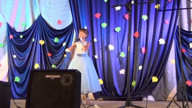 Юлиана Уколова - "Любимая школа" смотреть онлайн