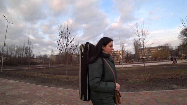 Сколько можно заработать играя на скрипке? смотреть онлайн