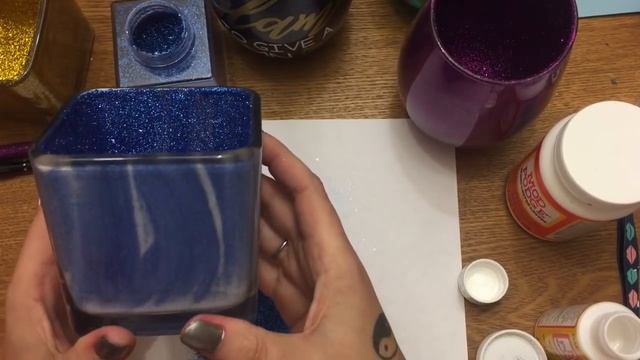 Everyday Crafting: DIY Glitter Dollar Tree Makeup Brushes and Holder смотреть онлайн