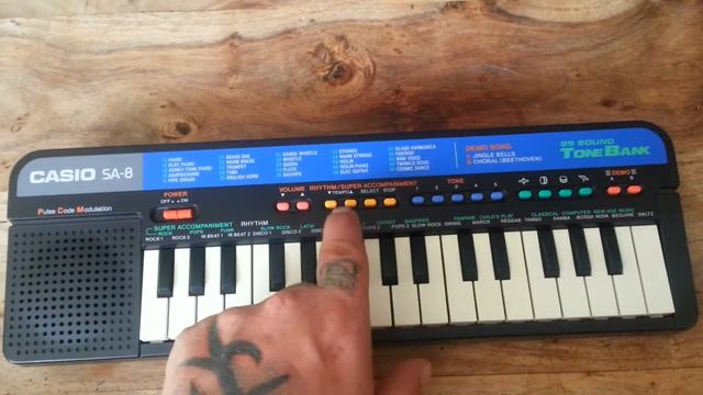 Classic Casio SA-8 смотреть онлайн