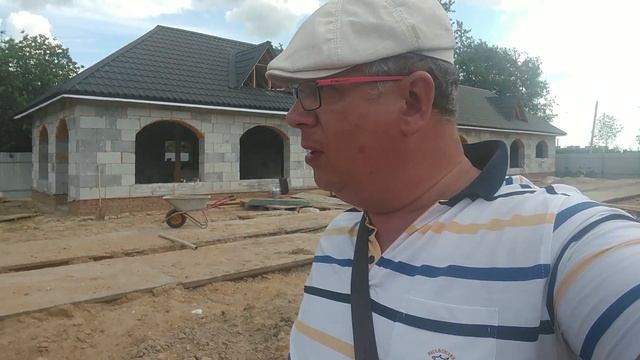 Разметка будущего фундамента под плиту фундамента типа УШП // 06 июня 2018 смотреть онлайн