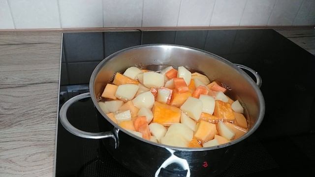 Тыквенный крем суп со сливками. Вкусный суп-пюре. смотреть онлайн