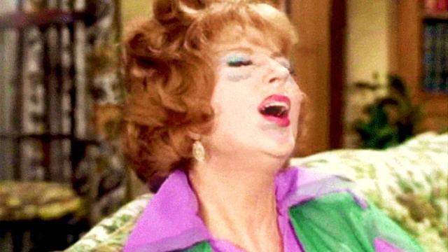 The Mysterious Life and Death of Agnes Moorehead Endora on Bewitched смотреть онлайн