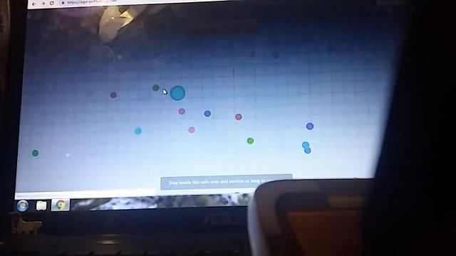 Uros game igra agario смотреть онлайн