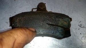 Неисправность и износ передних колодок Гранта/Калина