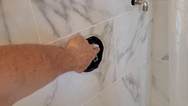 Contractor Tried to Scam Homeowner смотреть онлайн