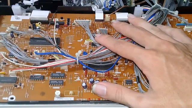 MITSUBISHI BV-2000 DIAMOND PRO S-VHS VCR смотреть онлайн