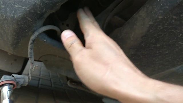 Замена лампочки туманки на Honda cr-v3 смотреть онлайн