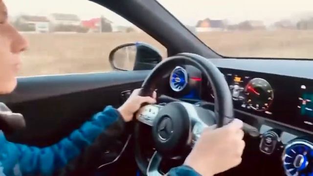 Mercedes a200 смотреть онлайн