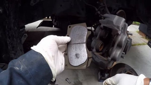 Lexus GX460 2016 Brake Pads and Rotors Replacement