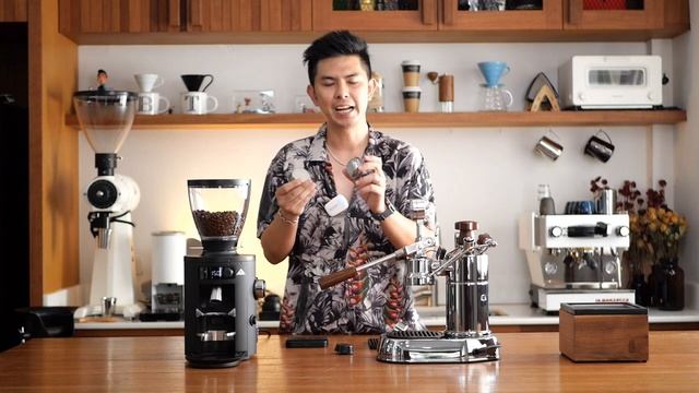 La Pavoni “Professional Lusso”รีวิวเครื่องชงกาแฟคันโยกสุดคลาสสิค ผลิตตั้งแต่ปี 1961 смотреть онлайн