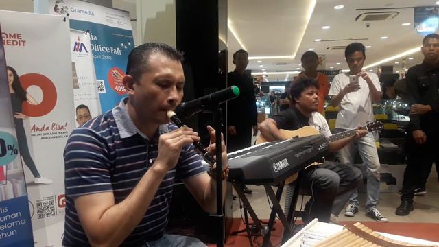 Gramedia Live Acoustic ~ Pan Flute/Recorder & Guitar смотреть онлайн