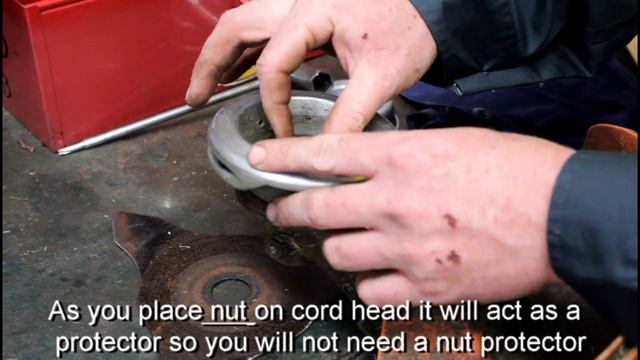 How To Change Shindaiwa & Stihl Brushcutter Head смотреть онлайн