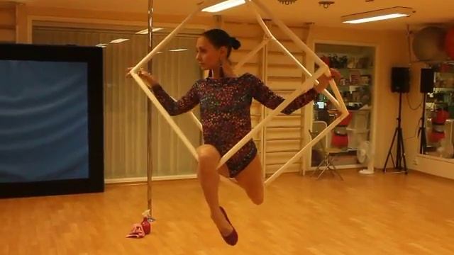 Упражнение на кубе