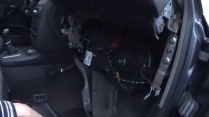 Удаление скрипа моторчика печки в Audi A3