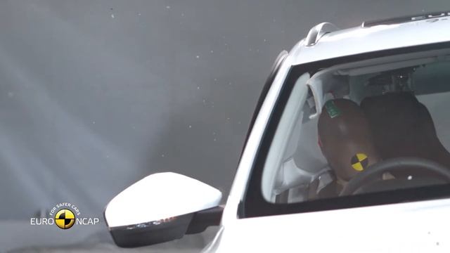 MG HS 2019 Crash Test (5stars) смотреть онлайн