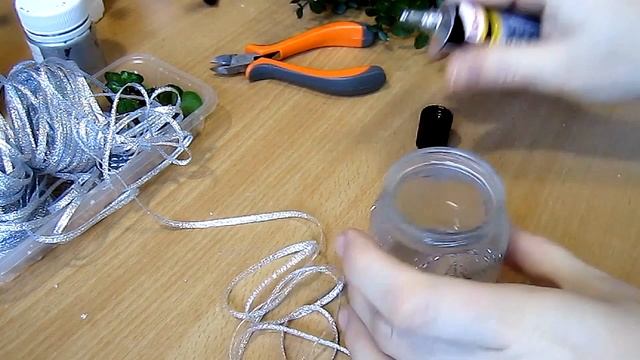 Подсвечники из баночек. Как заматировать стекло. смотреть онлайн