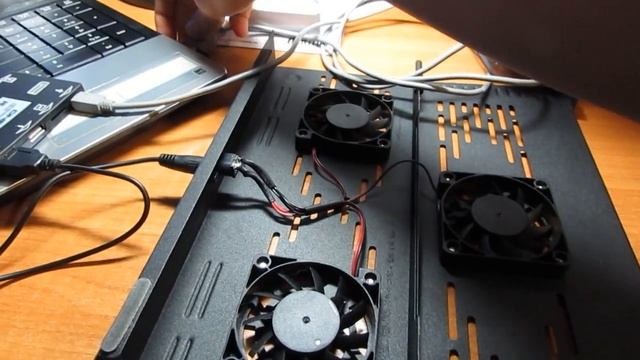 [ТЕХНИКА] Охлаждающая подставка для ноутбука L-PRO SO2 1223 смотреть онлайн
