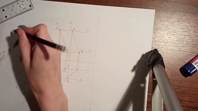 Угол между прямой и плоскостью. Часть 1. Начерательная геометрия смотреть онлайн