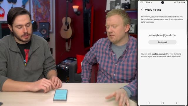 Stop Your Android From SPYING On You! смотреть онлайн