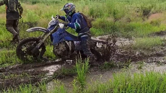 Боги Эндуро нас проверяют на прохождение каких либо препятствий??? смотреть онлайн