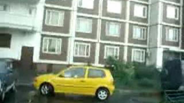 Как девушка парковалась смотреть онлайн