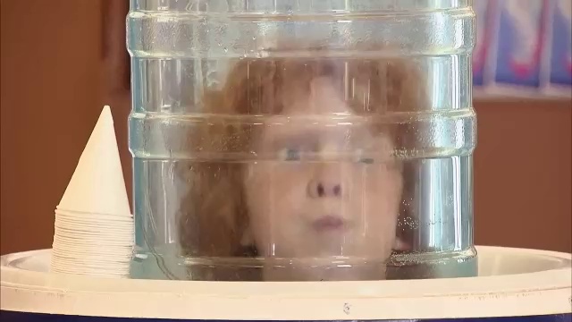Булькающая голова смотреть онлайн