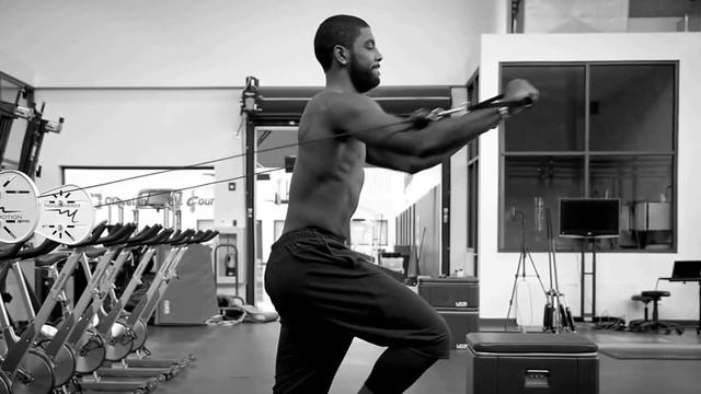 INNER STRENGTH : KYRIE IRVING TRAINS HIS WAY BACK TO THE GAME смотреть онлайн