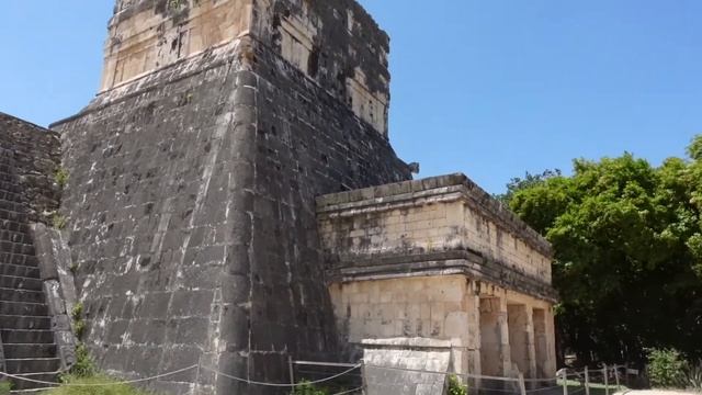 Chichen Itza Mayan City On The Yucatan Peninsula In Mexico Tour Archeological Site смотреть онлайн