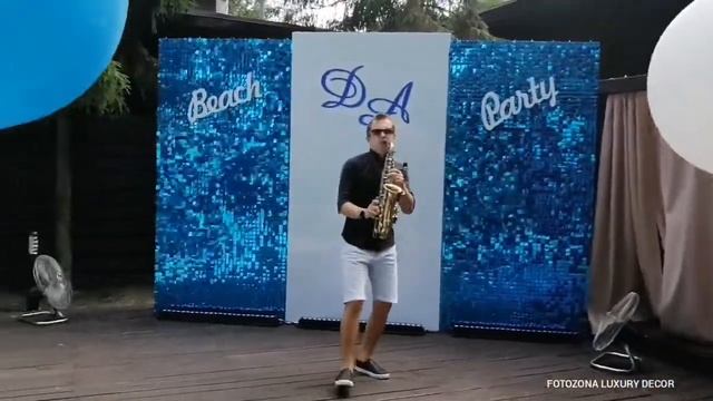 Блестящая фотозона из пайеток Харьков Аренда декора Харьков