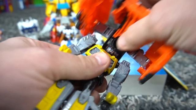 Transformers Cyberverse Spark Armor Grimlock Trash Crash Elite Class Robots in Disguise смотреть онлайн