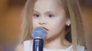 Виталий Гогунский поет с дочкой