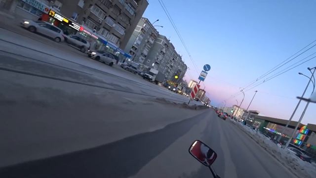 ДЕД отМОРОЗок в НОВЫЙ ГОД на СПОРТБАЙКЕ! смотреть онлайн