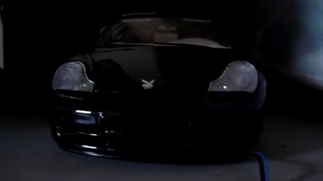 1:18 Porsche 911 Pink LEDs смотреть онлайн