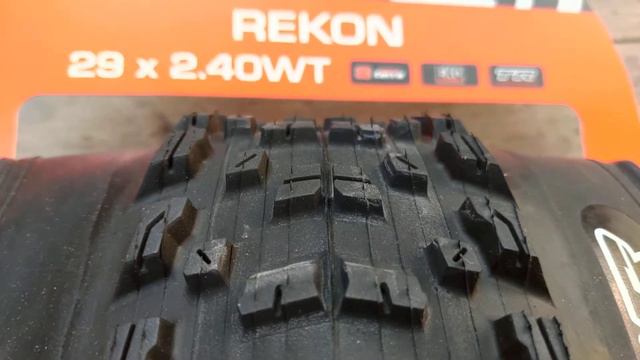 Maxxis Rekon 29x2.40 wt 3C Maxx Terra EXO Tr TB00017500 смотреть онлайн