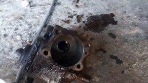 Рулевой редуктор Ниссан Атлас,устройство или как сломать рабочий механизм