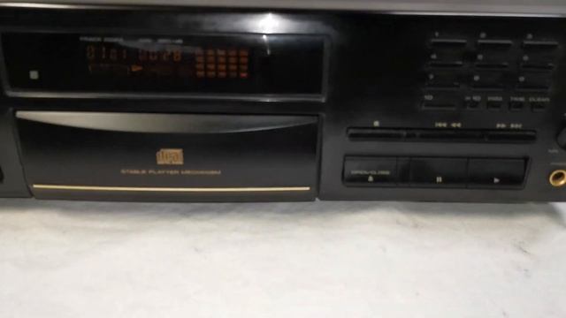 Pioneer PD-S505 Hi-Bit Legato Link Conversion CD Player смотреть онлайн