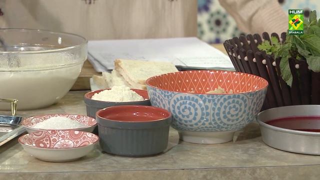 Tarka - 23 Dec 2022 - Recipes: Bread Malai Roll, Cake custard & Safaed Channo Ka Pulao - Rida Aftab смотреть онлайн