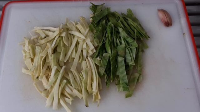 Щи/Капустняк. 3 вида капусты: Савойская, белая, цветная/Soupe de chou-fleur, chou vert, chou blanc. смотреть онлайн
