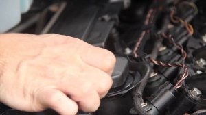 ЗАМЕНА ВОЗДУШНОГО ФИЛЬТРА ДВИГАТЕЛЯ BMW X5 E53 Diesel Air Filter Replacement DIY