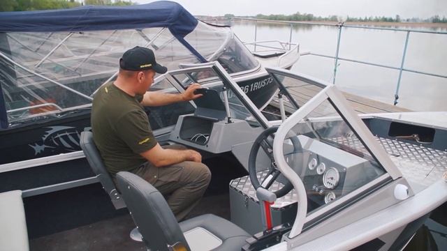 НОВЫЙ Realcraft 460 ОБЗОР от Юрия Хохлова #realcraft #лодка #катер #отдыхнаводе #рыбалка