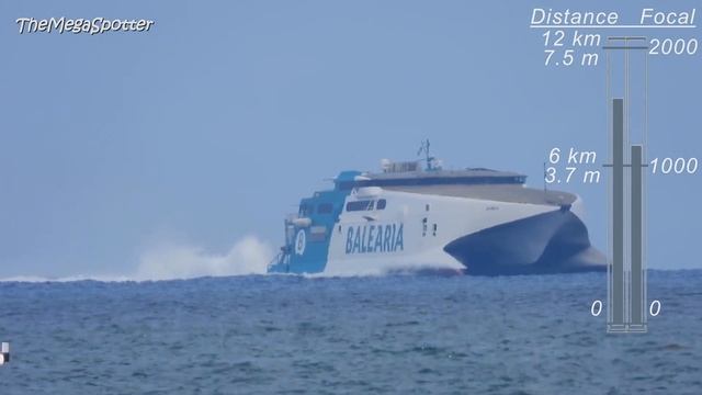 Nikon P1000 Zoom Test at the beach in Spain ?? Zooming on big ferry ship смотреть онлайн