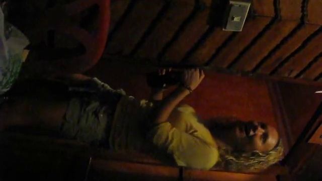 CRACK A BOTTLE смотреть онлайн
