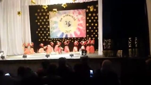 Уйгурский танец!!!Девочки УМНИЧКИ)))) смотреть онлайн